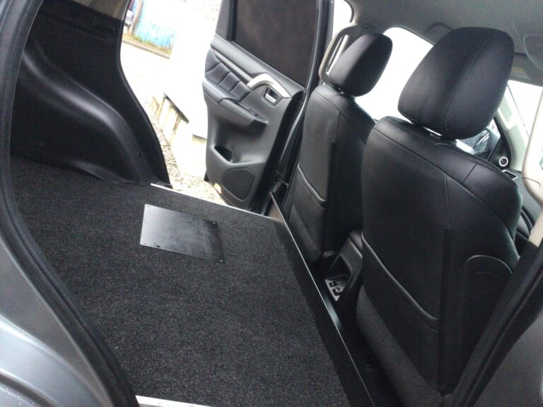 Mitsubishi Shogun Sport 2.4DI-D (178bhp)(EU6) 4X4 Window Van