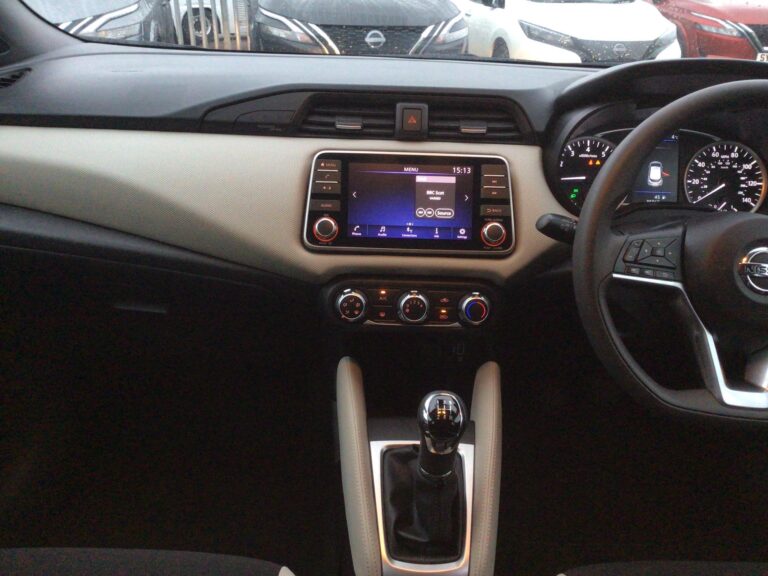 Nissan Micra Hatchback (All New) 0.9 IG-T 90 Acenta